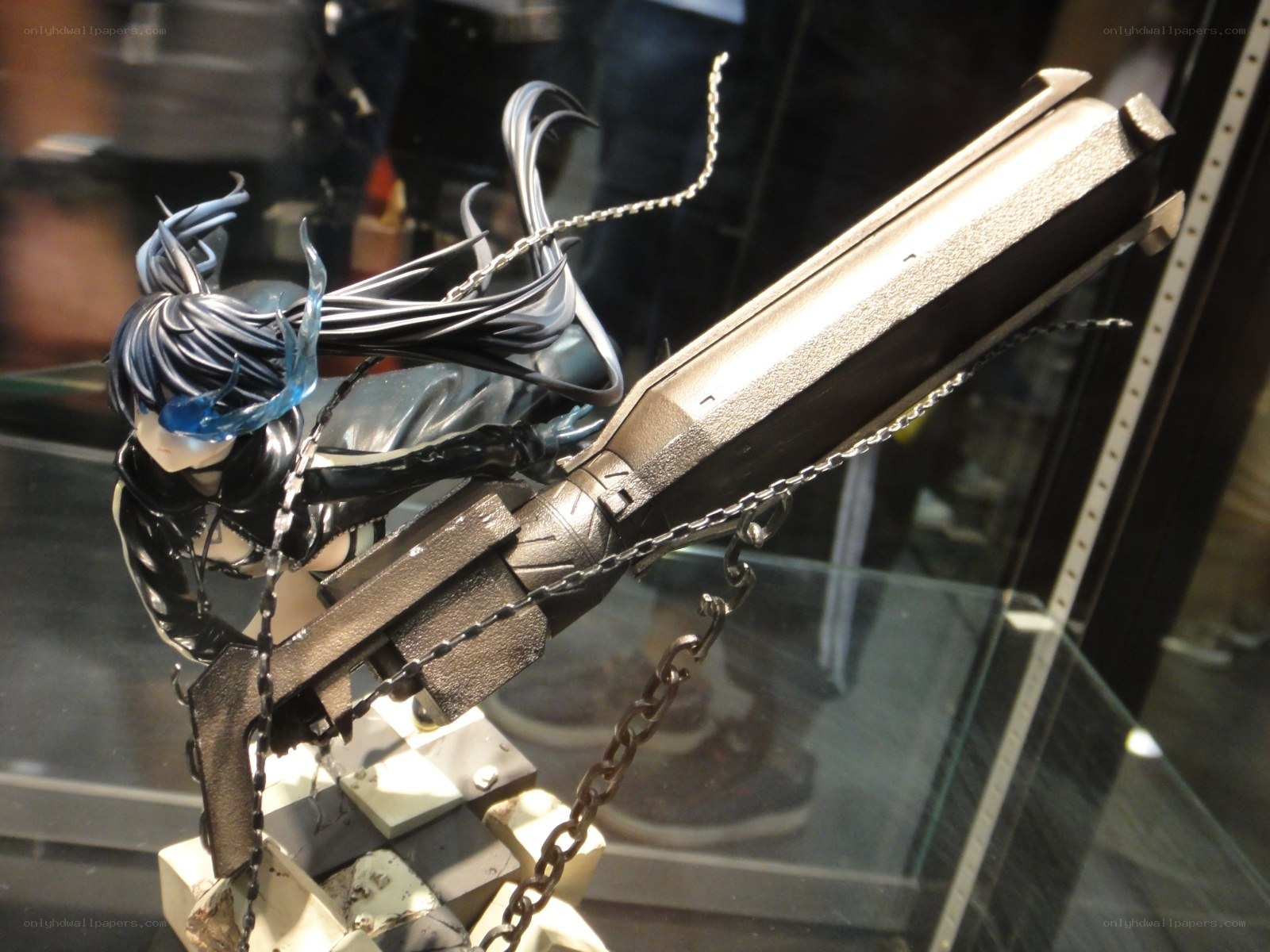 anime figure with large gun