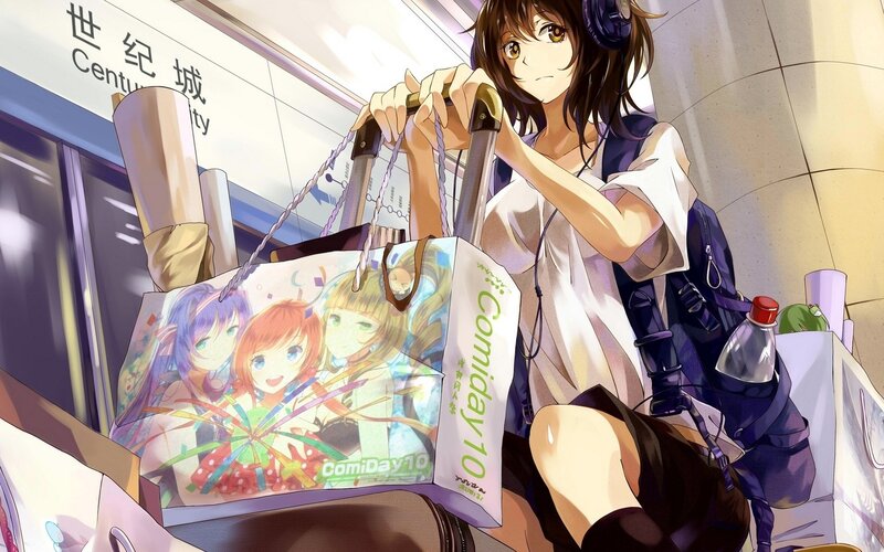Anime girl with Comiket bag