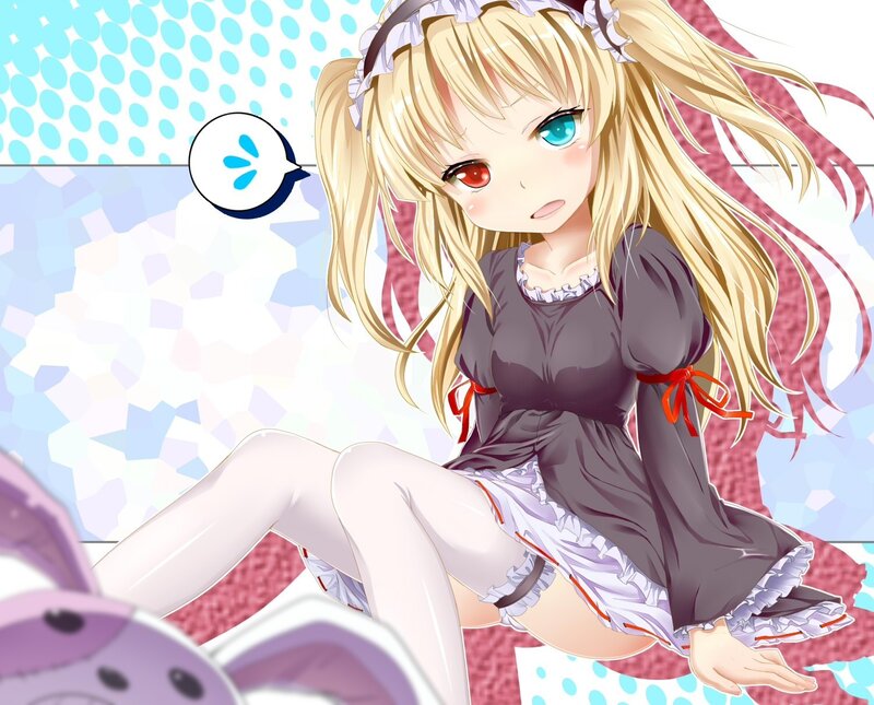 anime girl with heterochromia