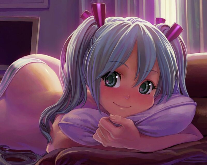 anime girl with silver hair