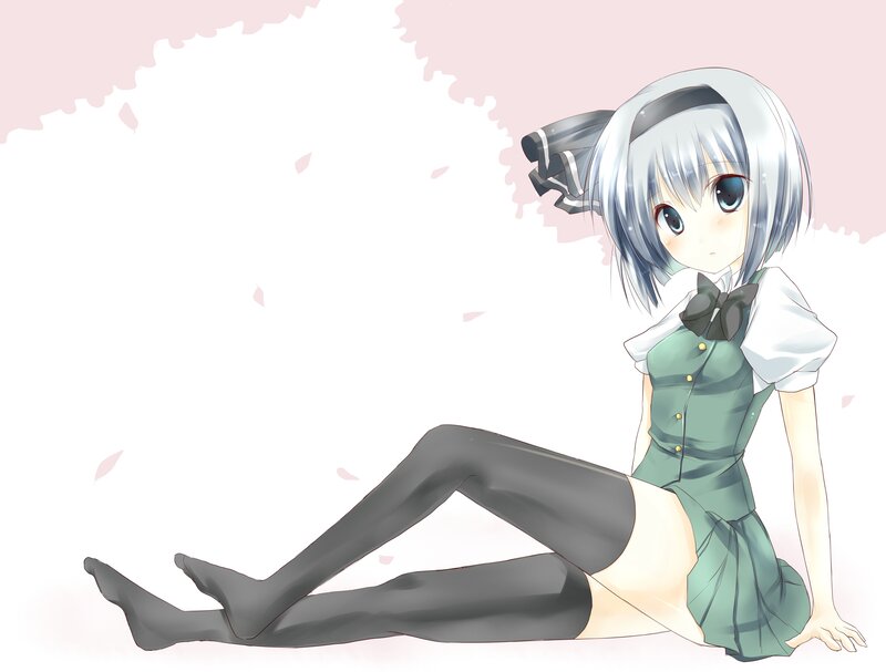 anime girl with silver hair