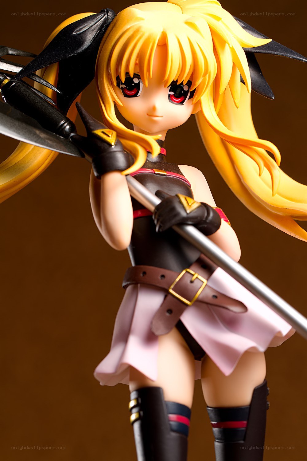 anime girl with weapon figure