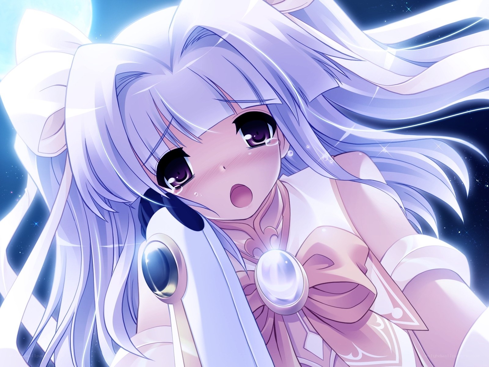anime girl with white hair