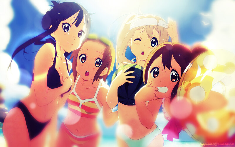 anime girls in swimsuits
