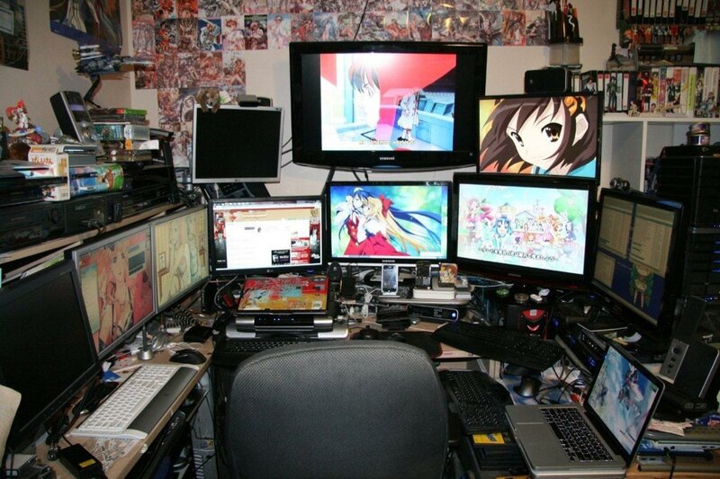 anime-themed multi-monitor setup