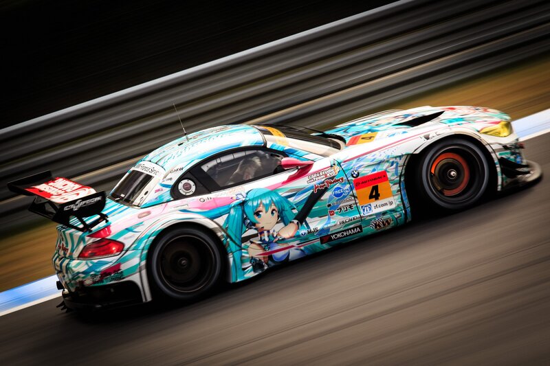Anime-themed Race Car — Blue