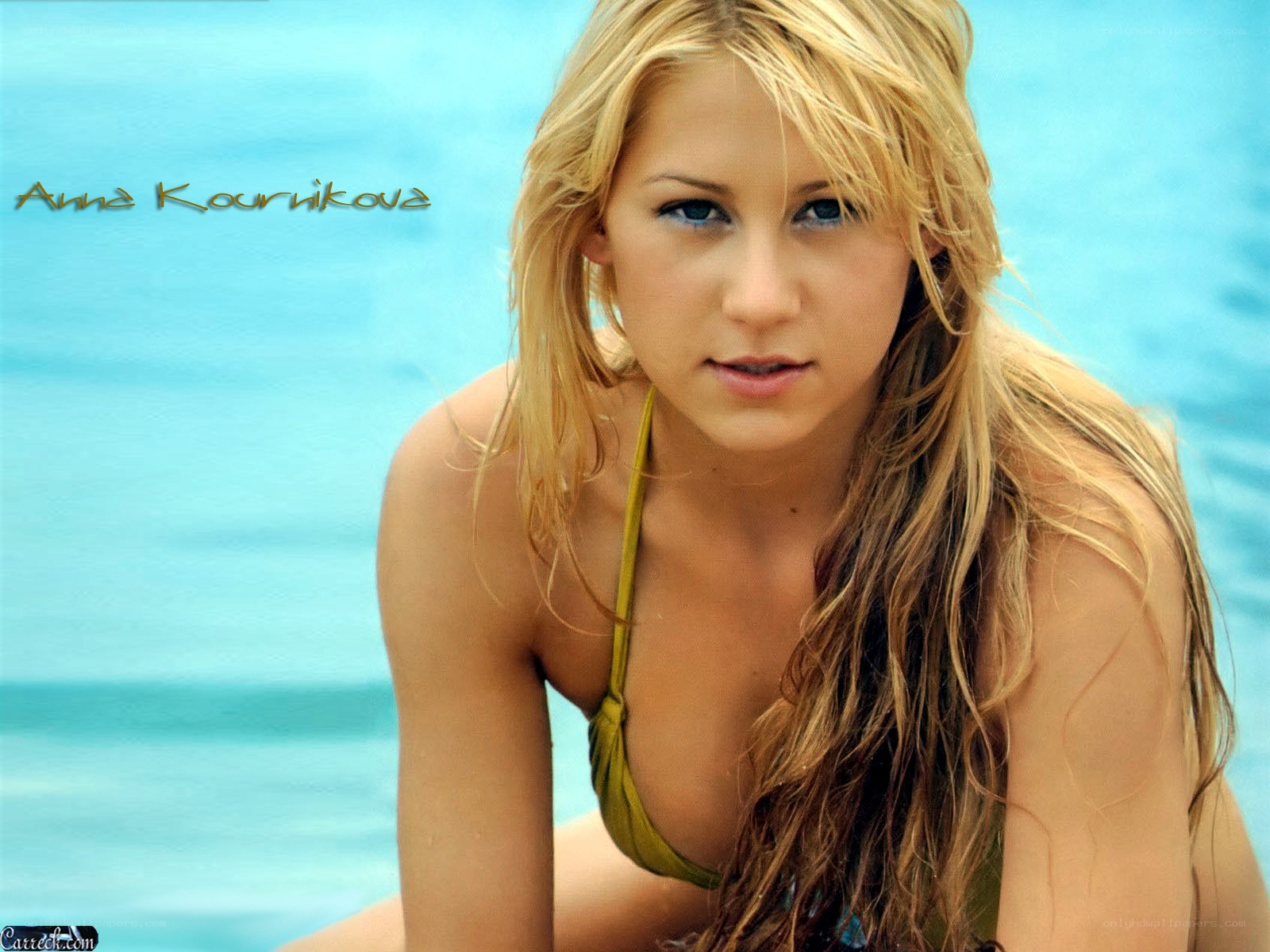 Anna Kournikova by water