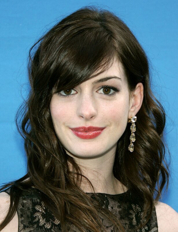 Anne Hathaway at event