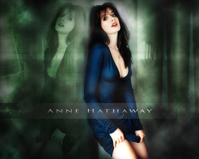 Anne Hathaway in blue dress