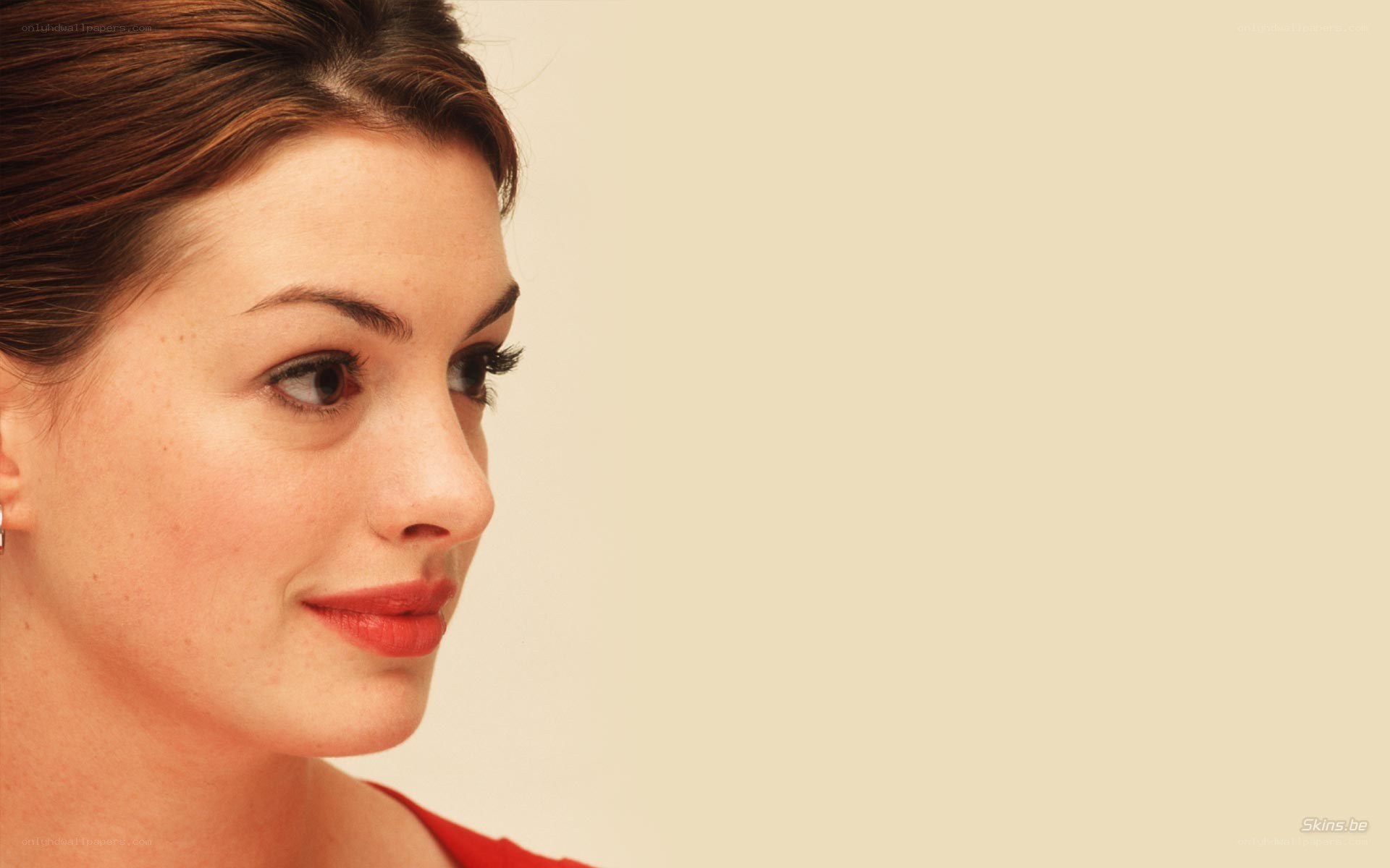 Anne Hathaway portrait