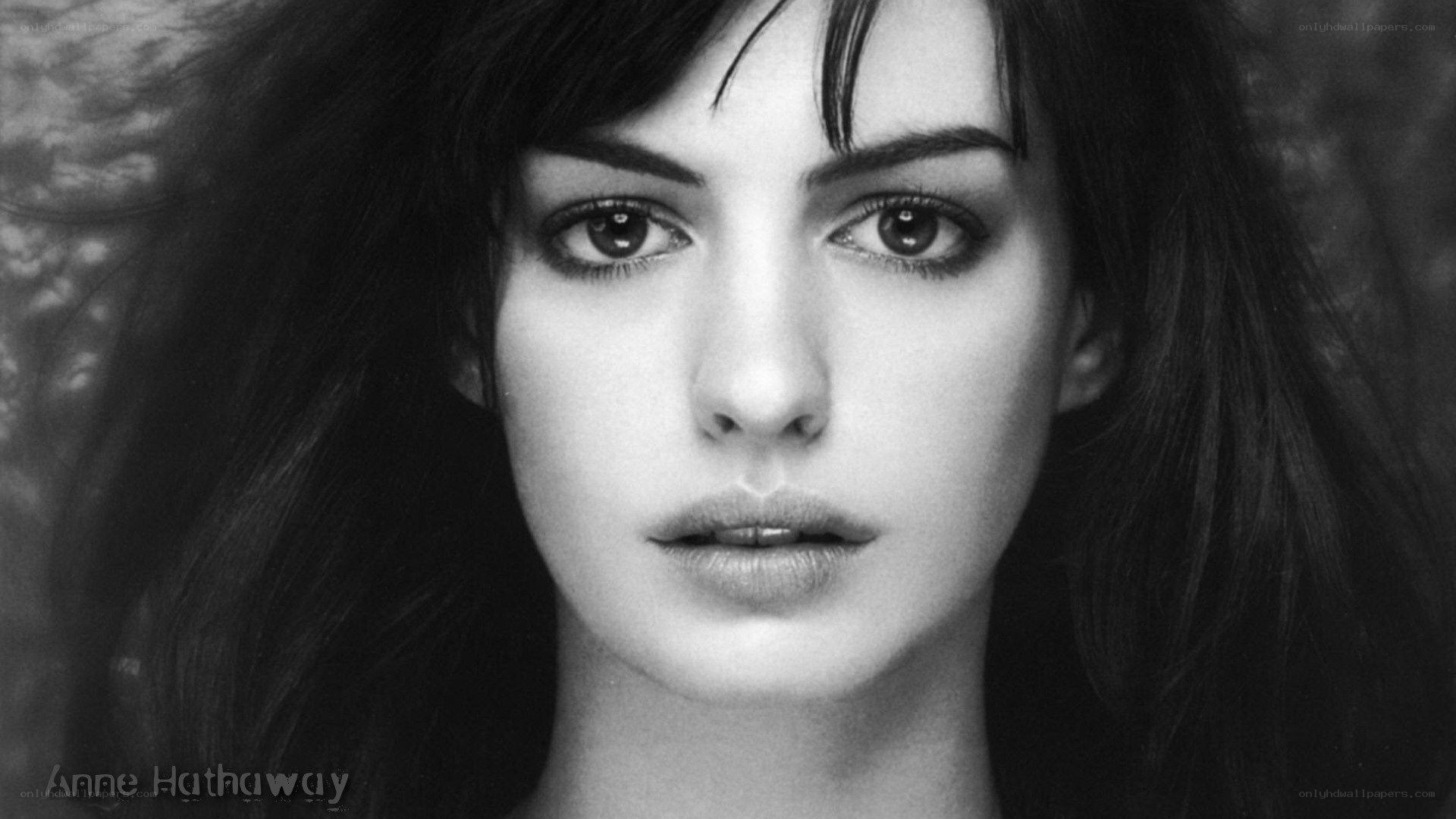 Anne Hathaway portrait
