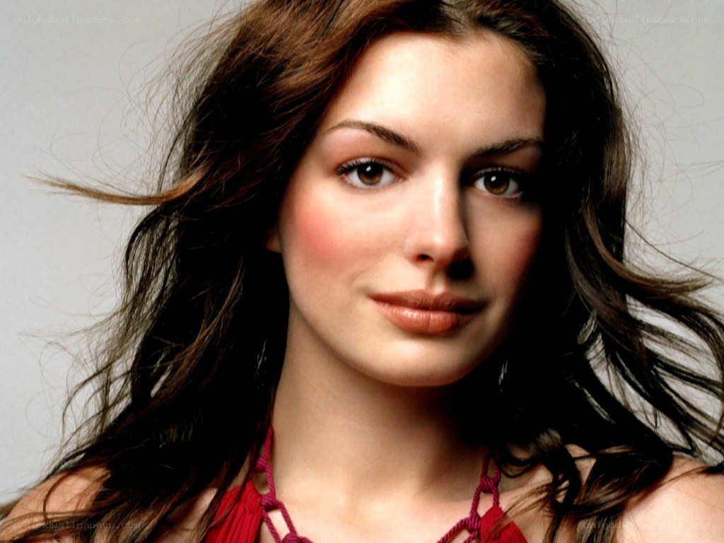 Anne Hathaway portrait