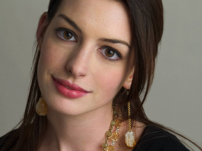Anne Hathaway portrait