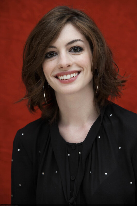Anne Hathaway smiling portrait