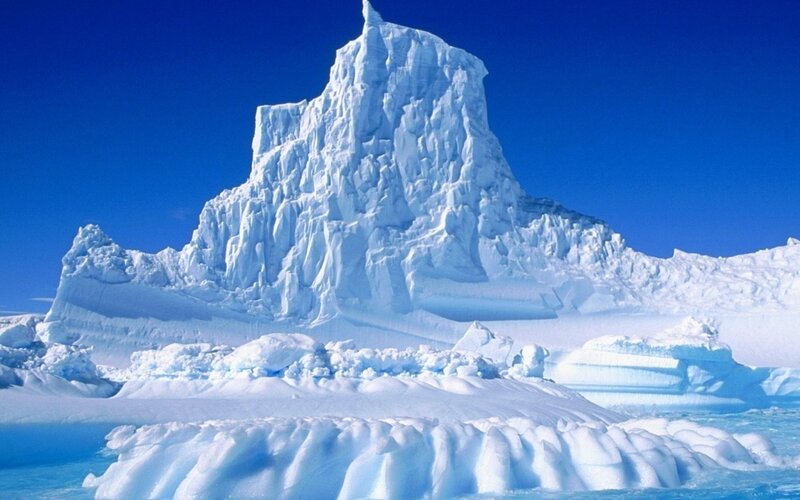 Antarctic iceberg formation