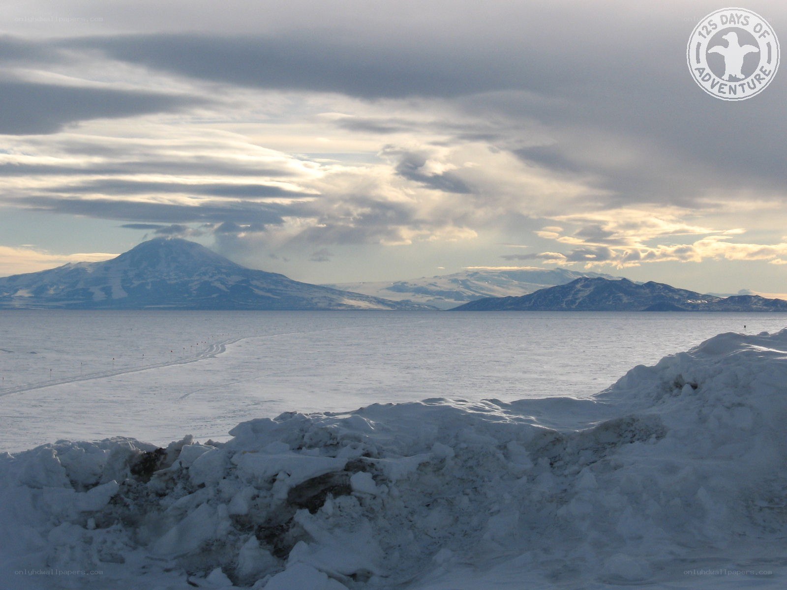 Antarctic landscape with mountains