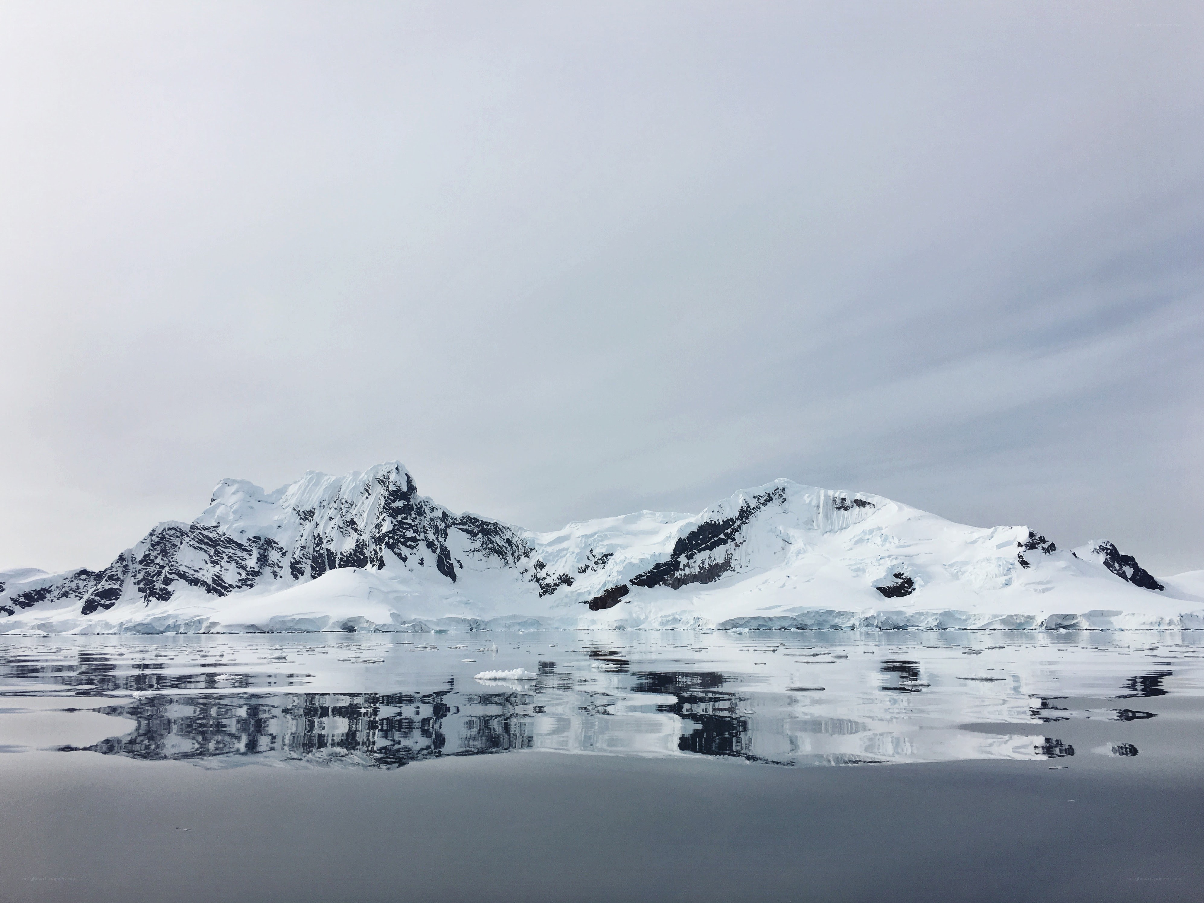 Antarctic mountain range