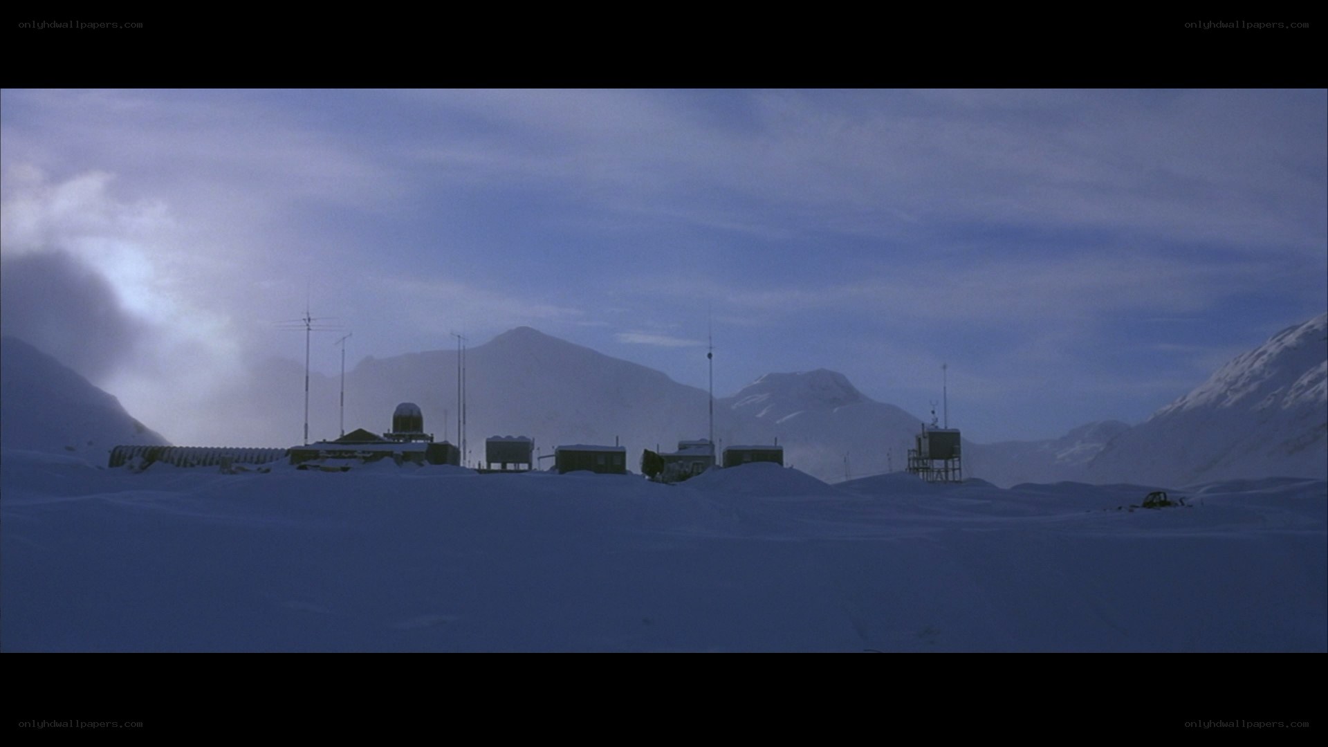 Antarctic research station