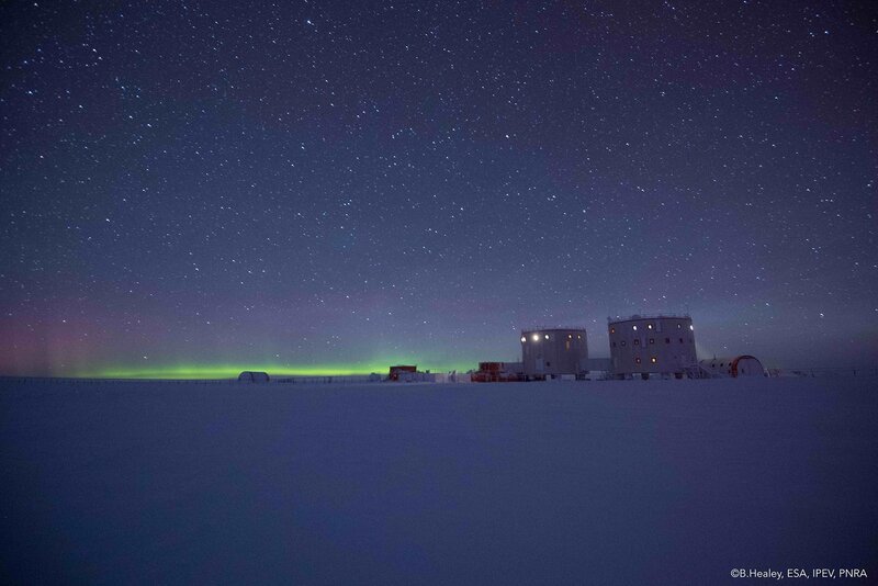Antarctic Research Station — Blue