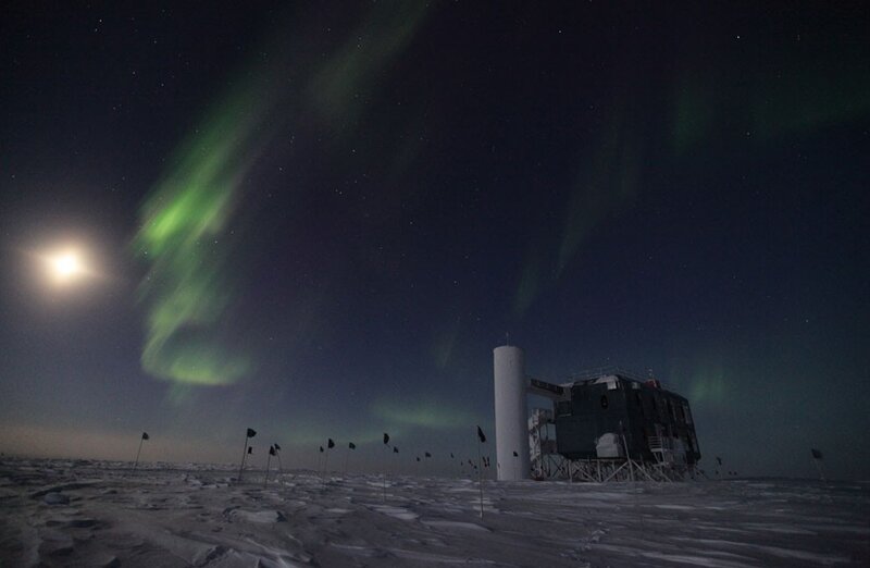 Antarctic Research Station — Green