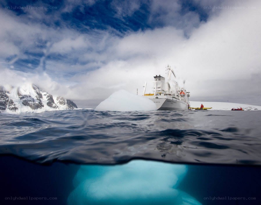 Antarctic research vessel and ice