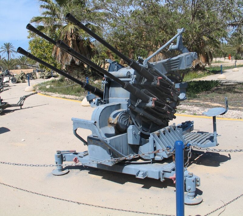 Anti-aircraft gun display