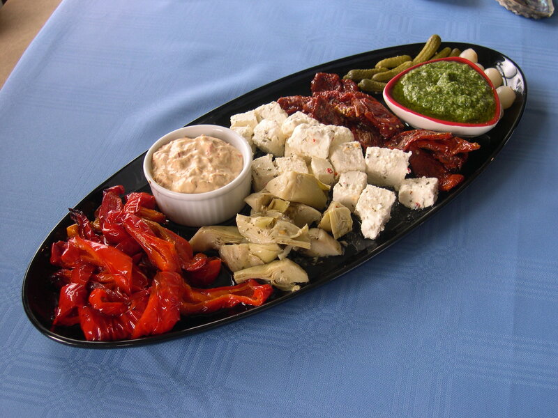 antipasto platter with dips