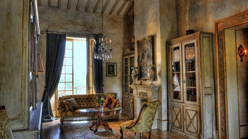 Antique Living Room — Beige