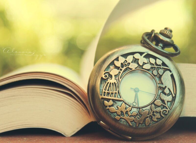 Antique Pocket Watch — Gold, Serene