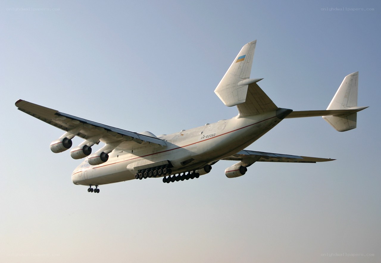 Antonov An-124 in flight