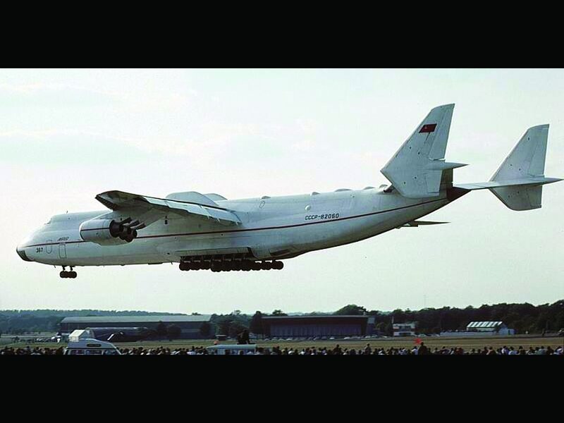 Antonov An-124 in flight