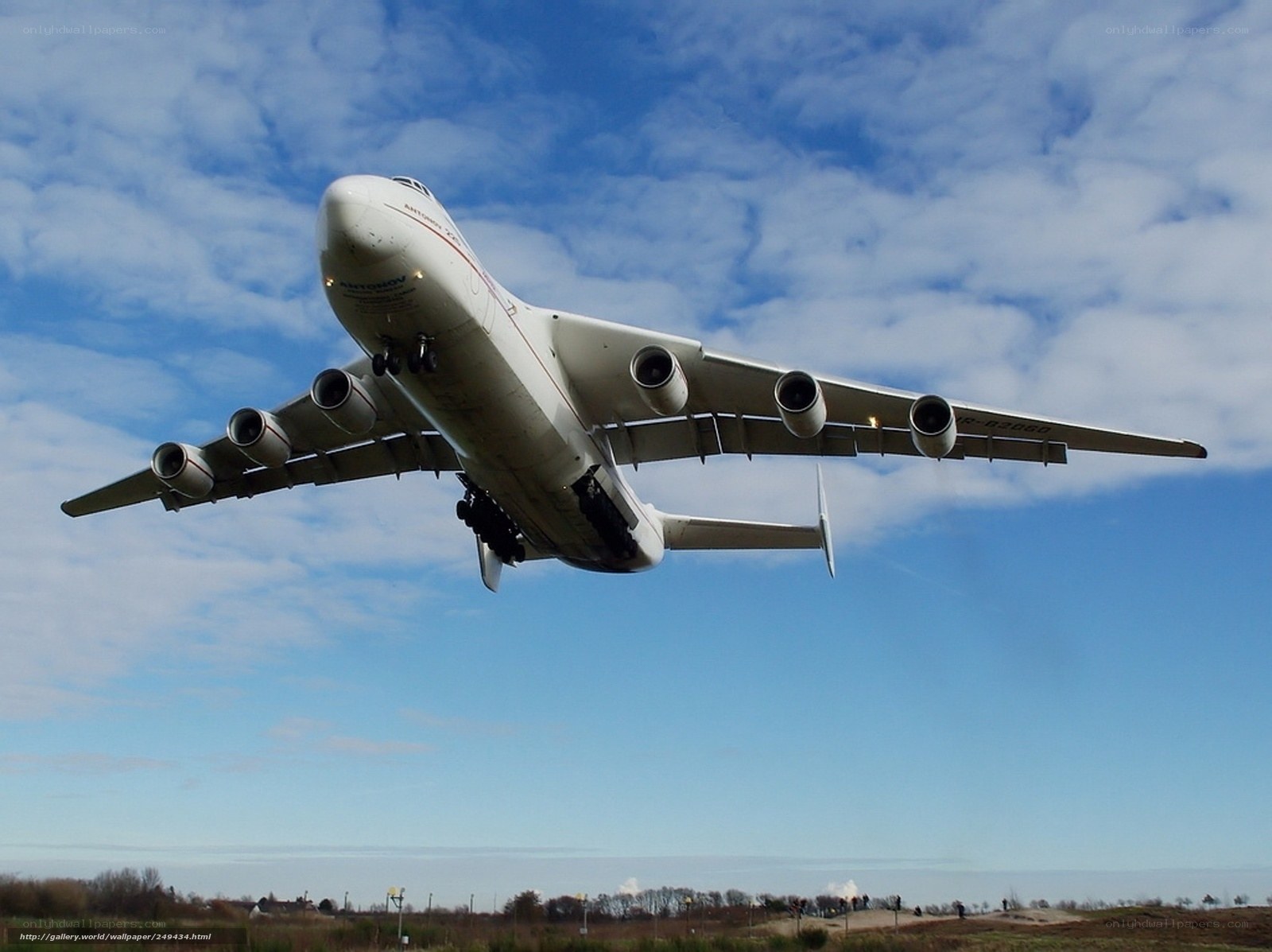 Antonov An-124 in flight