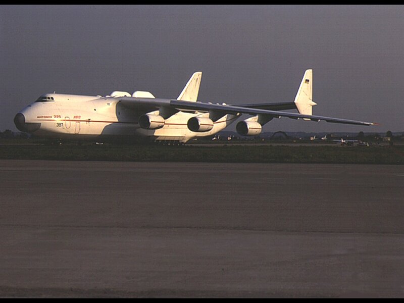 Antonov An-124 on the tarmac