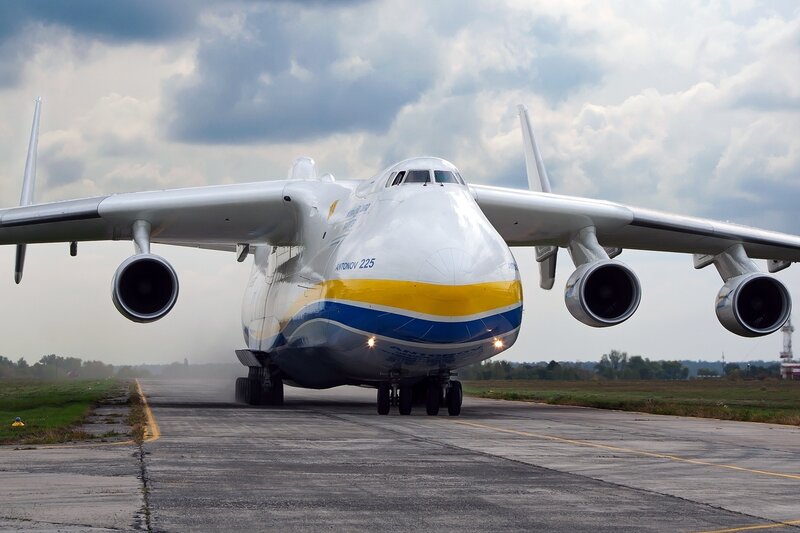 Antonov An-225 Aircraft — White, Dramatic