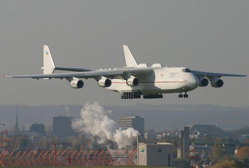 Antonov An-225 Aircraft — White, Industrial