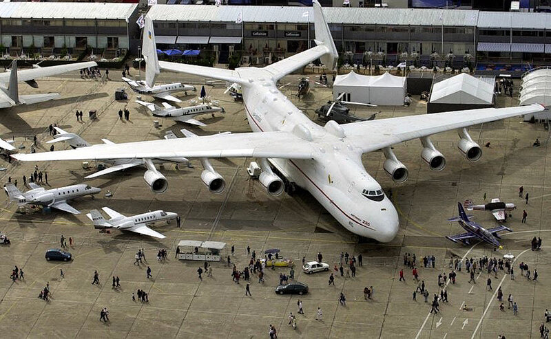 Antonov An-225 — White, Busy