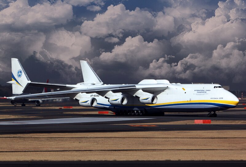 Antonov An-225 — White