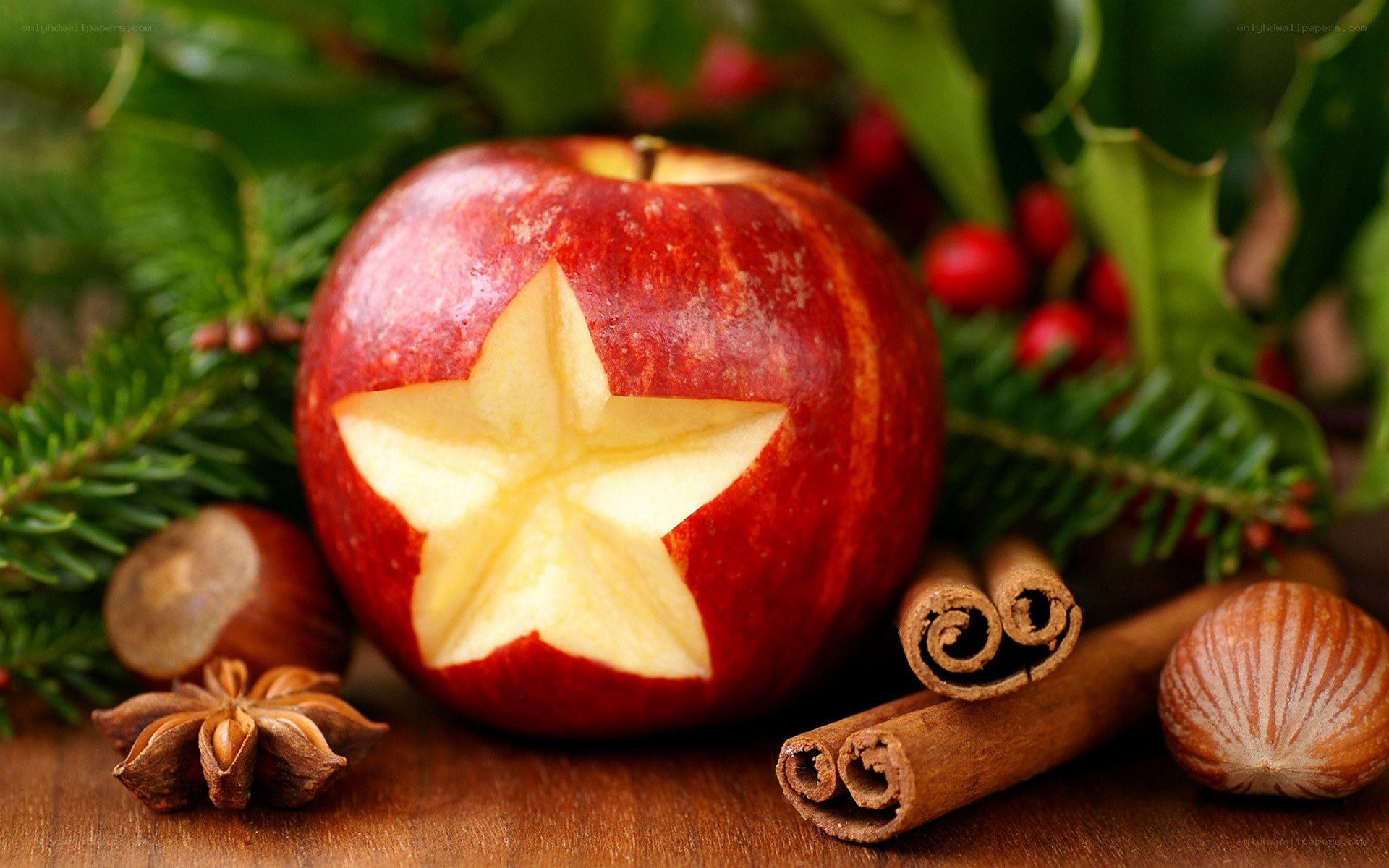 apple carved with star