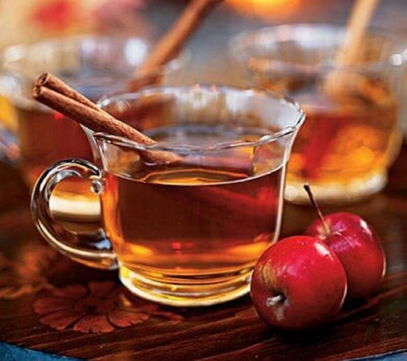 Apple Cider in Glass Mug — Brown