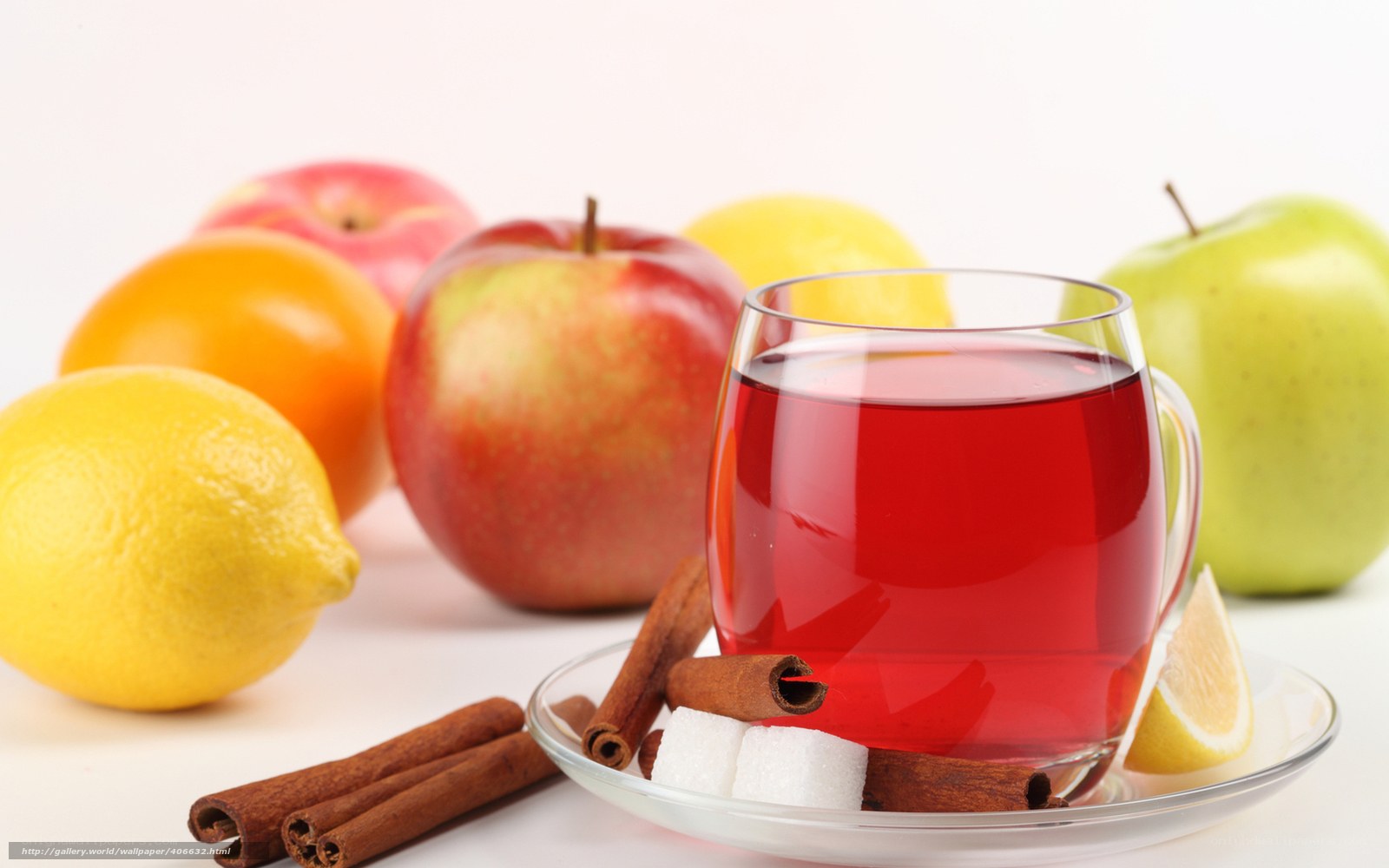 apple cider with fruit