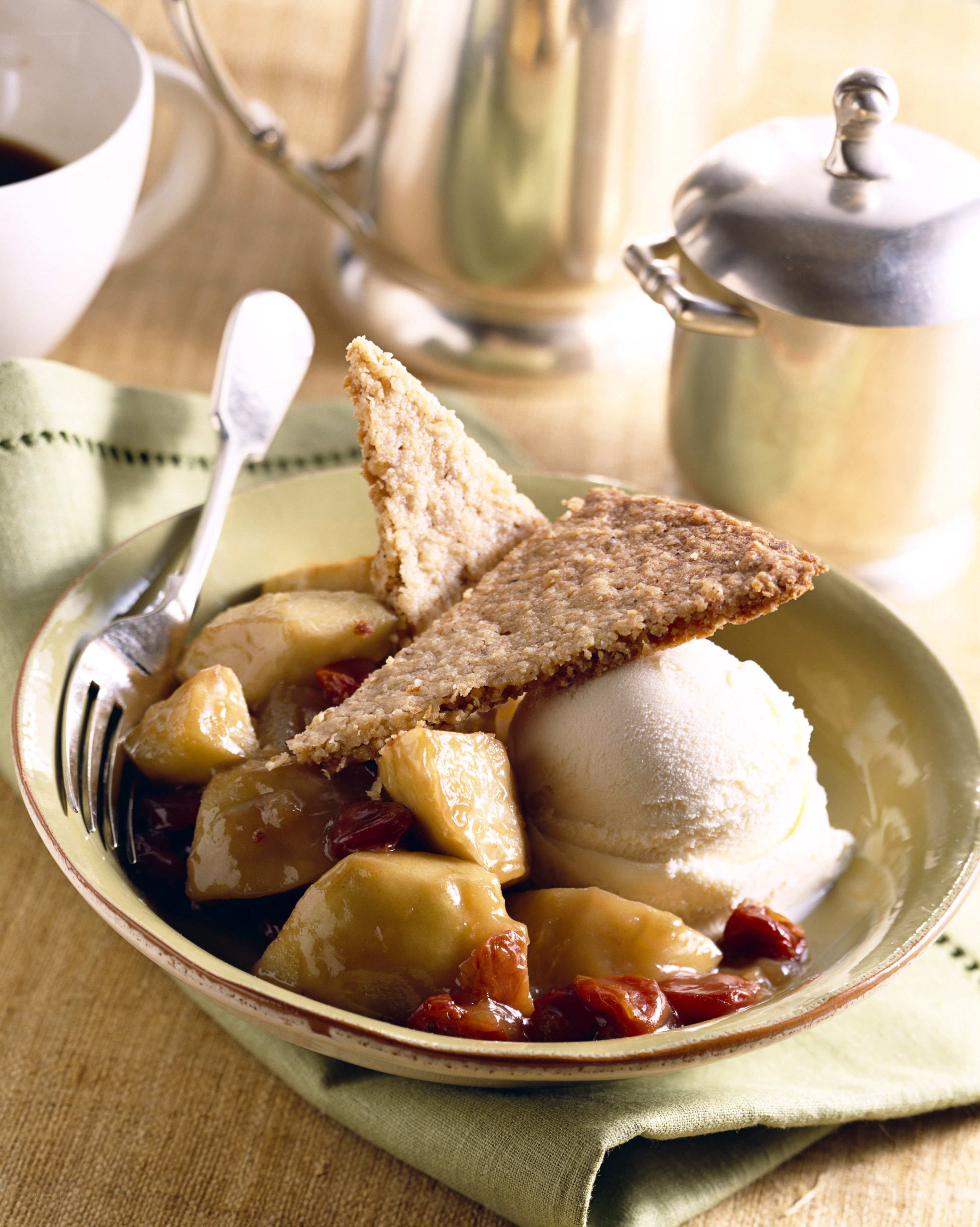 Apple dessert with ice cream