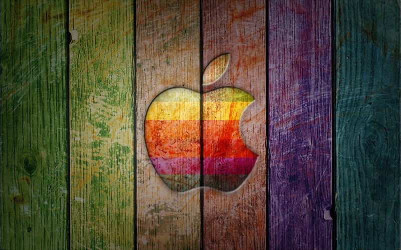 Apple Logo on Wood — Green