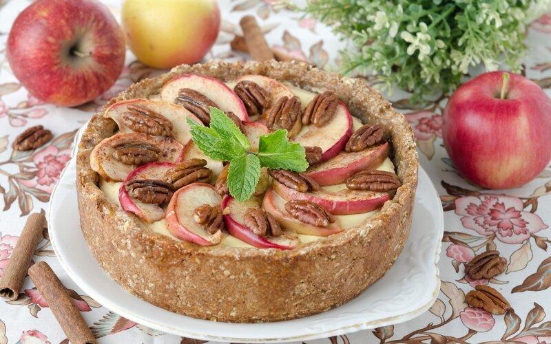 Apple Pecan Tart — Brown