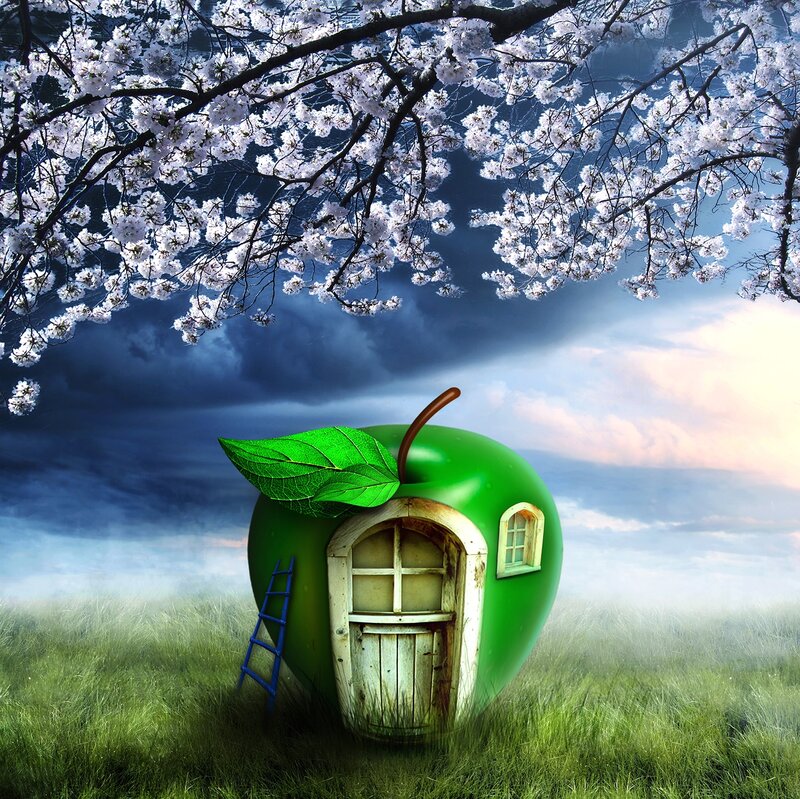 Apple-shaped House — Green
