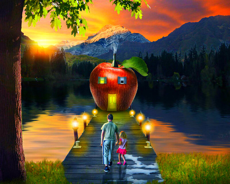 Apple-shaped House — Red