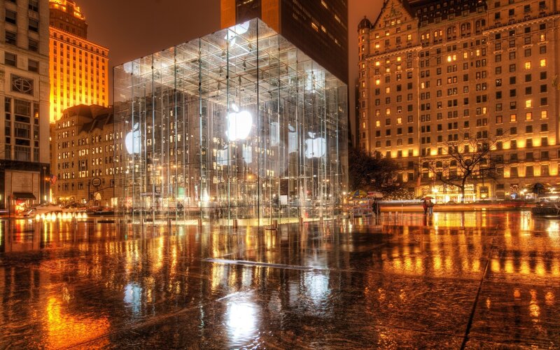Apple Store Cube