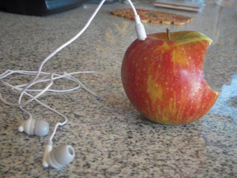 Apple with Earbuds — Red