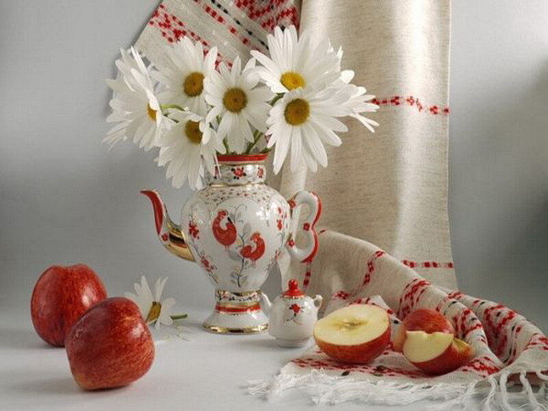 Apples and Daisies in Vase