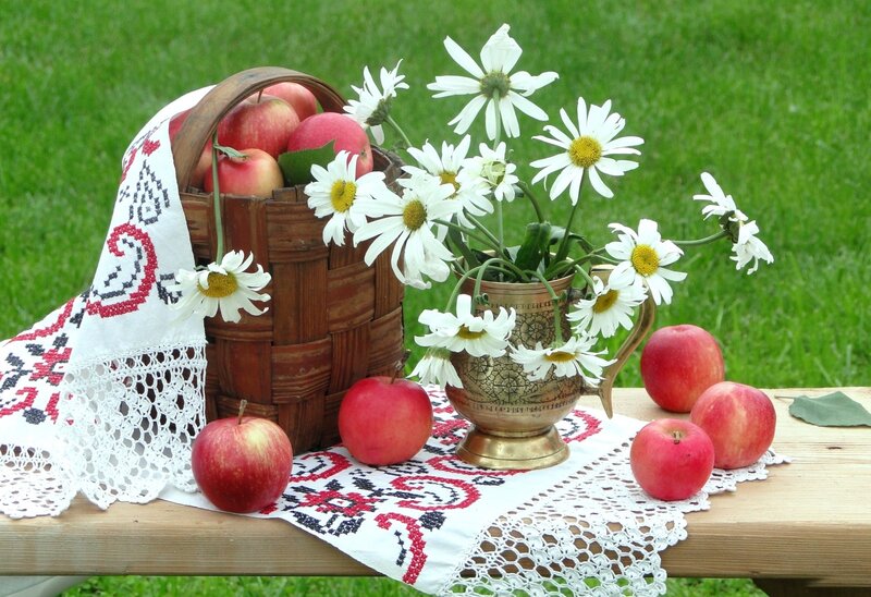 Apples and Daisies on Table