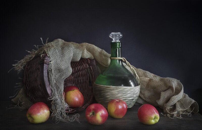 Apples and Decanter